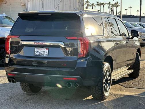 2024 GMC Yukon XL 4WD AT4