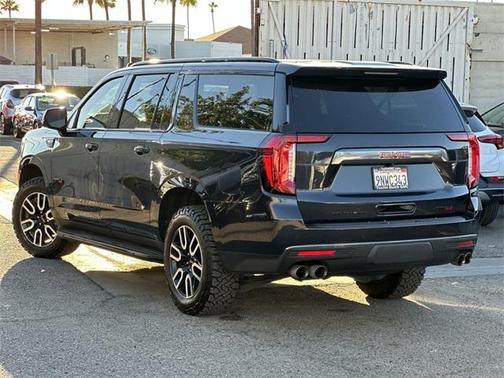 2024 GMC Yukon XL 4WD AT4