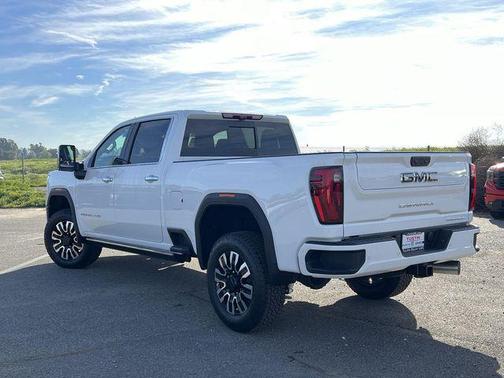 2026 GMC Sierra 2500 Denali Ultimate