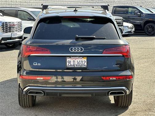 2024 Audi Q5 45 S line Premium