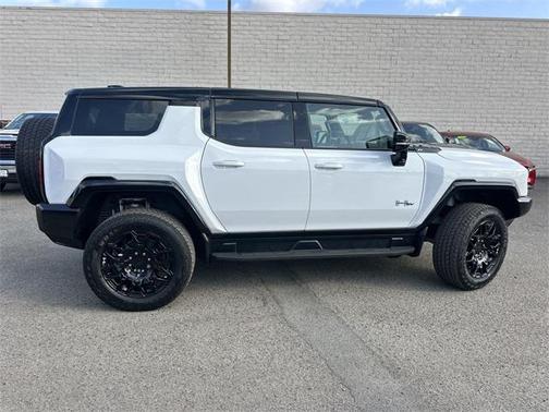 2026 GMC HUMMER EV SUV 2X