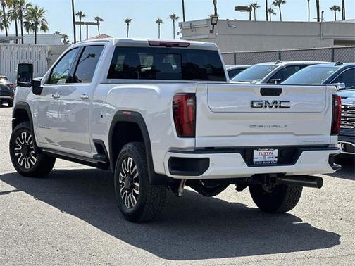 2025 GMC Sierra 2500 Denali Ultimate