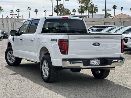 OXFORD WHITE 2025 Ford F-150 Lariat