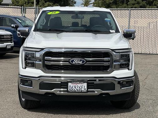 OXFORD WHITE 2025 Ford F-150 Lariat