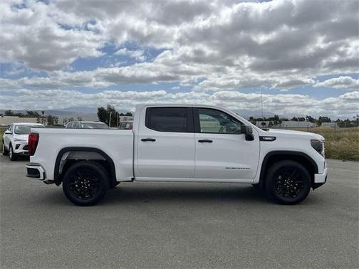 2025 GMC Sierra 1500 Pro