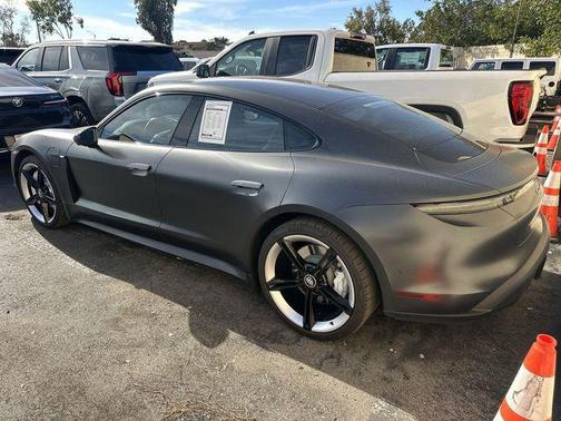 2022 Porsche Taycan 4S