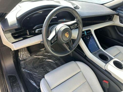 2022 Porsche Taycan 4S