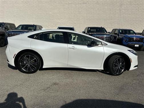 2024 Toyota Prius XLE