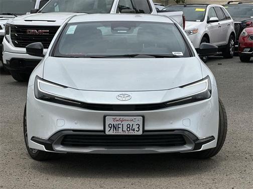 2024 Toyota Prius XLE