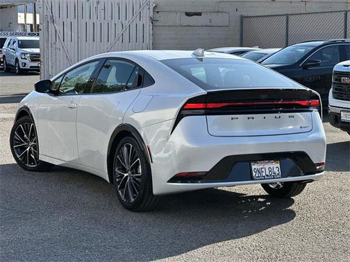 2024 Toyota Prius XLE