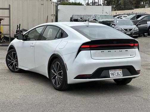 2024 Toyota Prius XLE