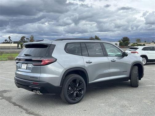 2026 GMC Acadia Elevation FWD