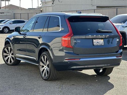 2023 Volvo XC90 Recharge Plug-In Hybrid T8 Ultimate 6-Seater