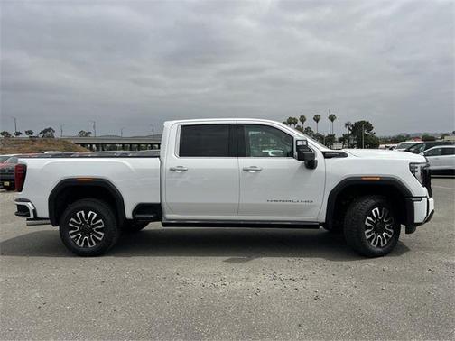 2025 GMC Sierra 2500 Denali Ultimate