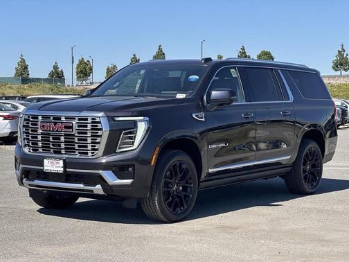 Titanium Rush Metallic 2026 GMC Yukon XL Denali