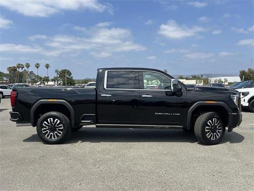 2025 GMC Sierra 2500 Denali Ultimate