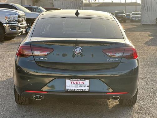 2018 Buick Regal Sportback Preferred