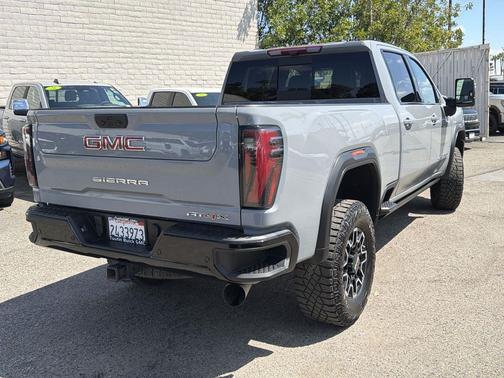 Thunderstorm Gray 2024 GMC Sierra 2500 AT4X
