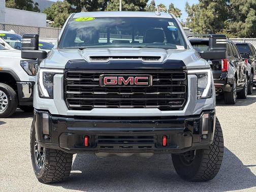 Thunderstorm Gray 2024 GMC Sierra 2500 AT4X
