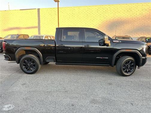 2024 GMC Sierra 2500 AT4