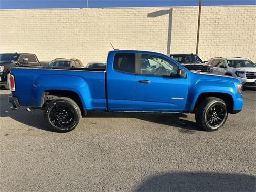 2022 GMC Canyon Elevation Standard