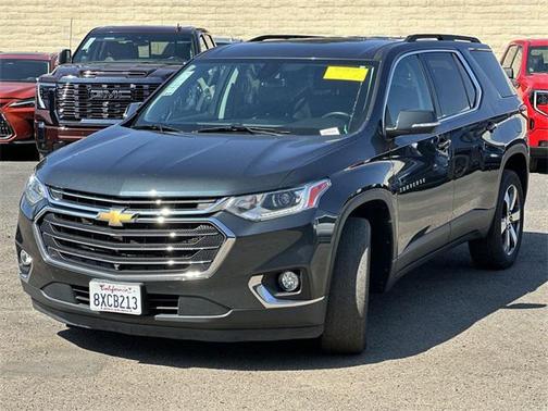 2021 Chevrolet Traverse LT Leather