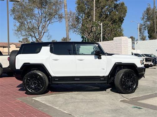 2026 GMC HUMMER EV SUV 2X