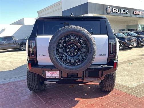 2026 GMC HUMMER EV SUV 2X