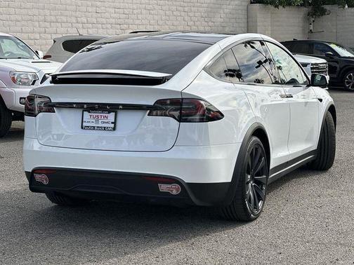 2024 Tesla Model X Plaid Tri Motor All-Wheel Drive