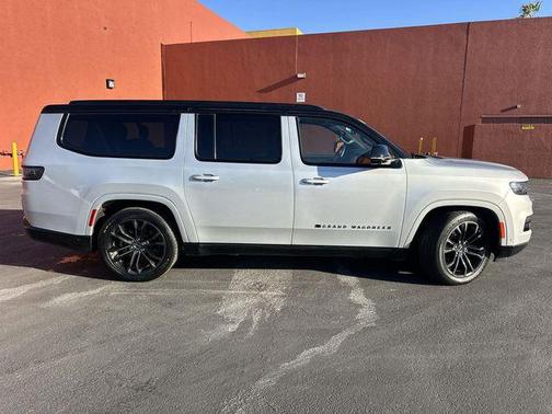 2024 Jeep Grand Wagoneer L Series II 4x4