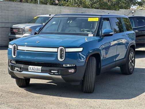 2024 Rivian R1S Adventure Quad Motor Large Pack