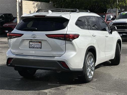 2022 Toyota Highlander Limited