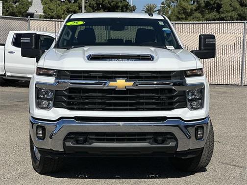 2025 Chevrolet Silverado 3500 LT