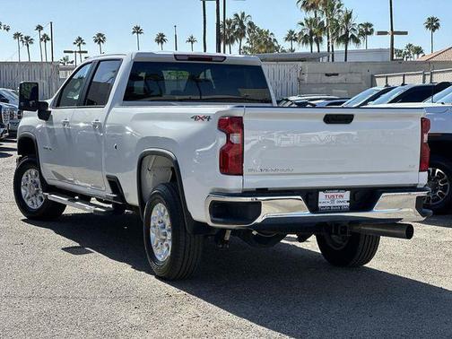 2025 Chevrolet Silverado 3500 LT