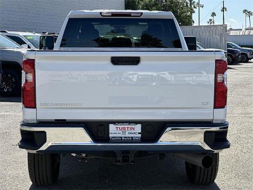 2025 Chevrolet Silverado 3500 LT