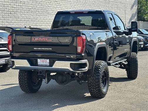 2024 GMC Sierra 2500 SLE