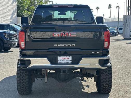 2024 GMC Sierra 2500 SLE