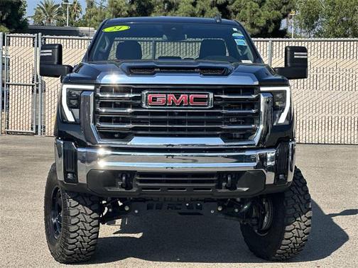 2024 GMC Sierra 2500 SLE