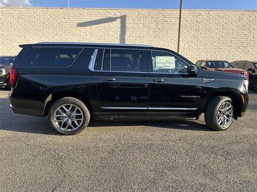 2026 GMC Yukon XL 4WD Elevation