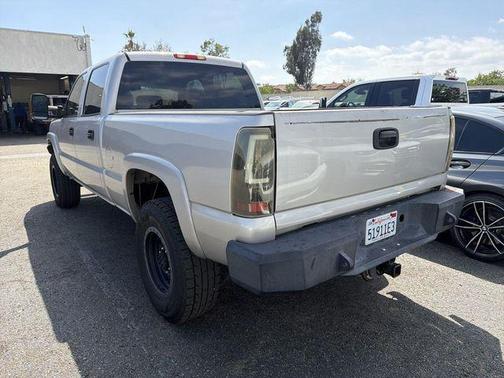 Silver Birch Metallic 2005 Chevrolet Silverado 2500 LS H/D Crew Cab