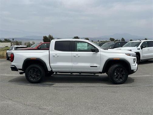 2025 GMC Canyon Elevation