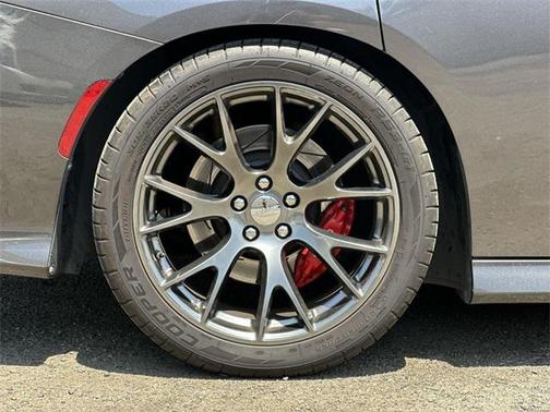 2016 Dodge Charger SRT 392