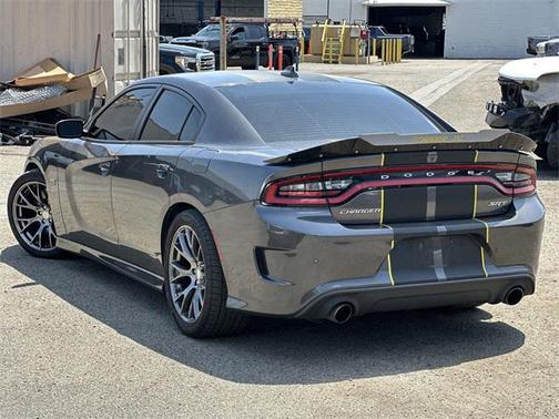 2016 Dodge Charger SRT 392