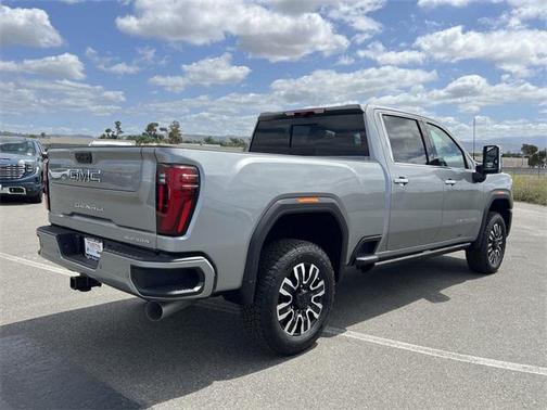2025 GMC Sierra 2500 Denali Ultimate