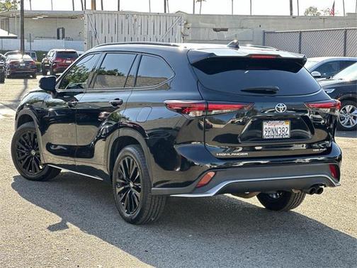 2024 Toyota Highlander XSE