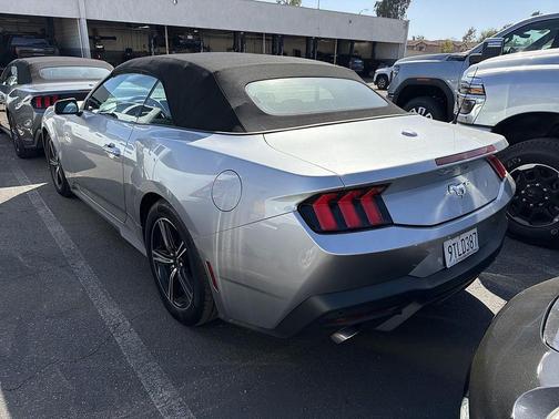 ICONIC SILVER METALLIC 2025 Ford Mustang EcoBoost