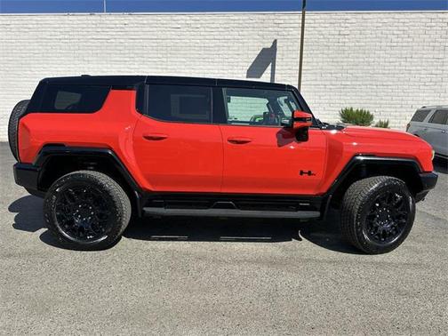 2025 GMC HUMMER EV SUV 2X