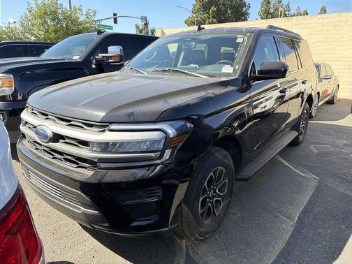AGATE BLACK METALLIC 2024 Ford Expedition XLT