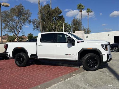 2026 GMC Sierra 2500 AT4