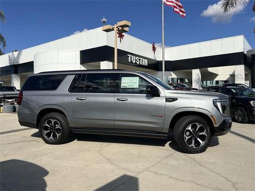 2026 GMC Yukon XL 4WD AT4